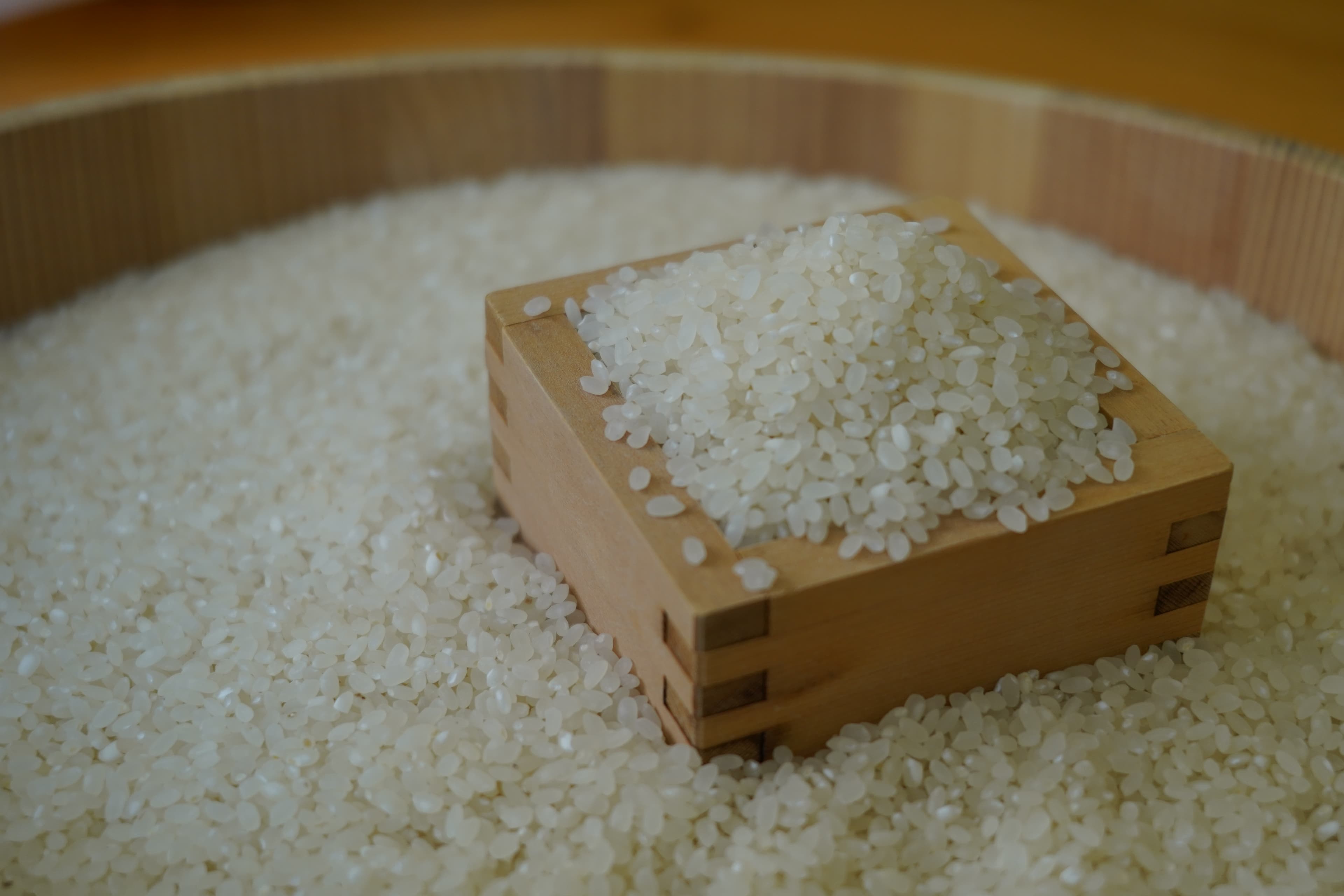 【旭川市】と連携しこども食堂やひとり親世帯へ“旭川産ななつぼし”を約1.9t届けました